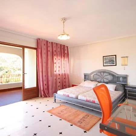 Villa Canuta 1908 * كاليبي